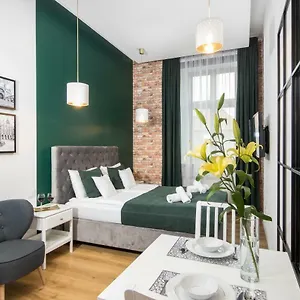 https://beautiful-cracow-apartments.krakowhotelspoland.com